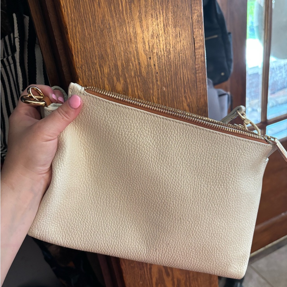 Elegant Cream Leather Clutch